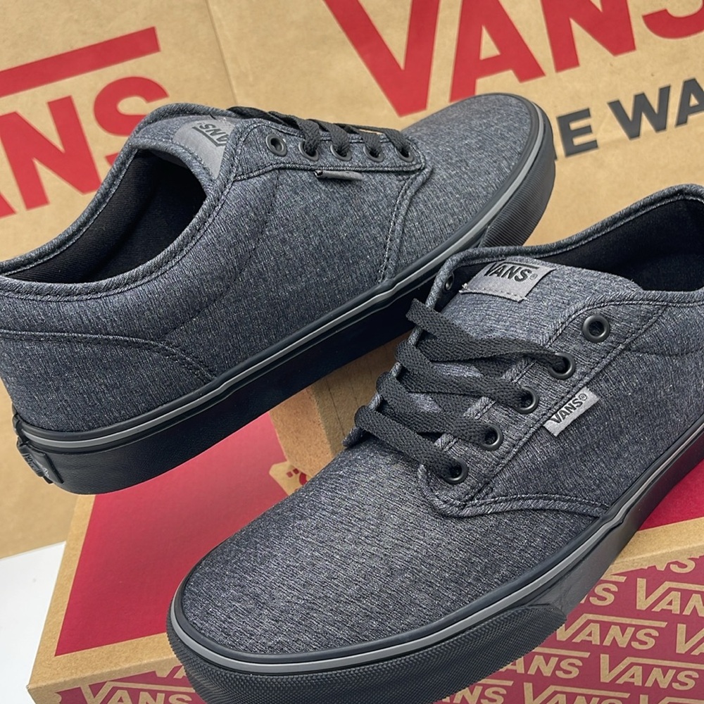 Vans Men’s Low-Top Sneakers Canvas Upper Atwood
(Varsity Textile) Black/Pewter - Picture 11 of 16
